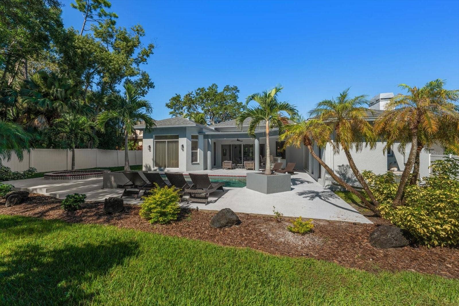2265 KENT DRIVE, Largo, FL 33774