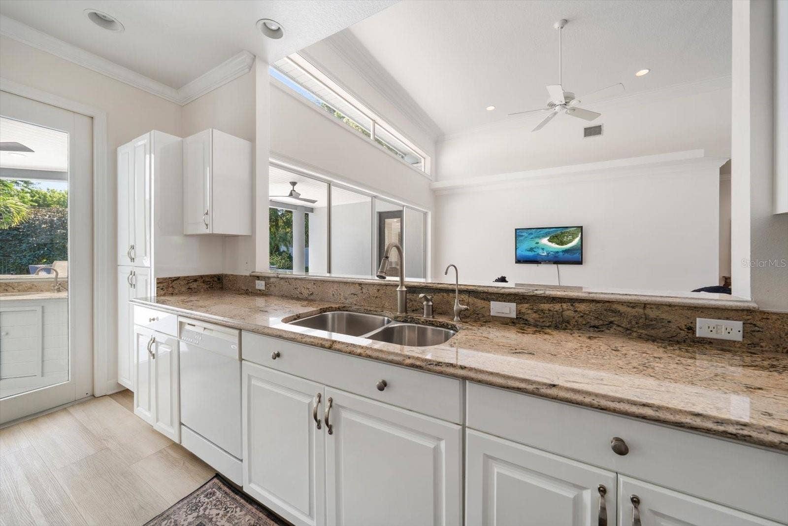 2265 KENT DRIVE, Largo, FL 33774