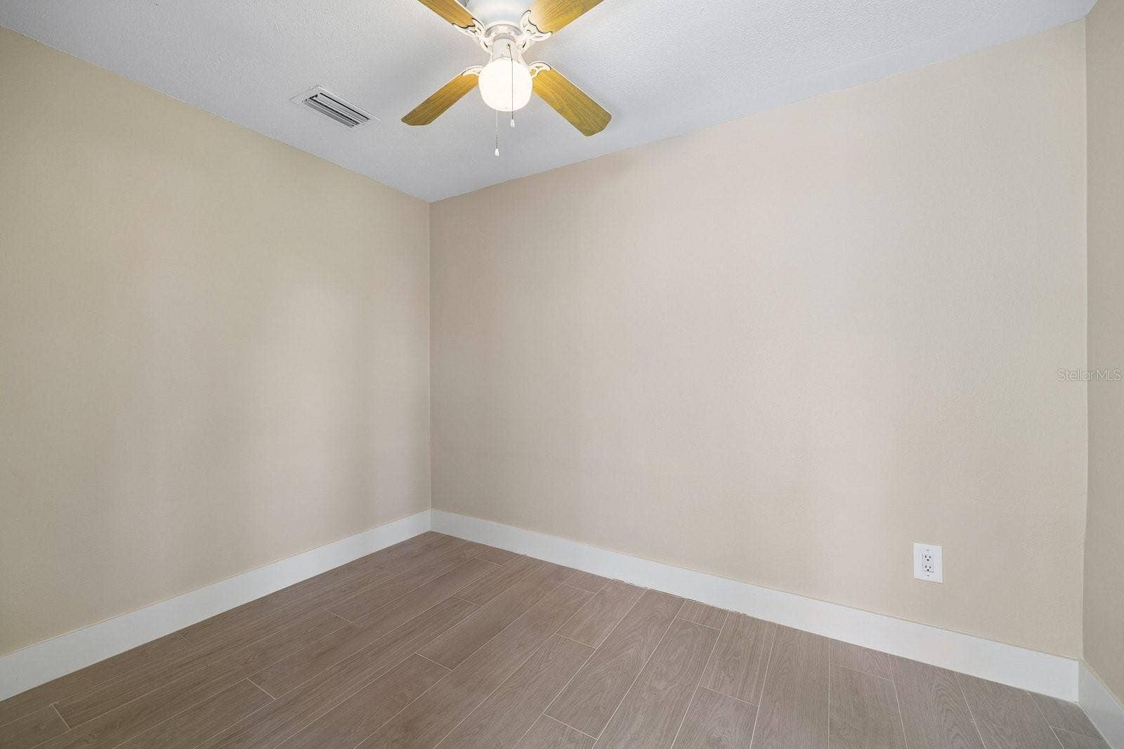 7321 CANAL BOULEVARD, Tampa, FL 33615