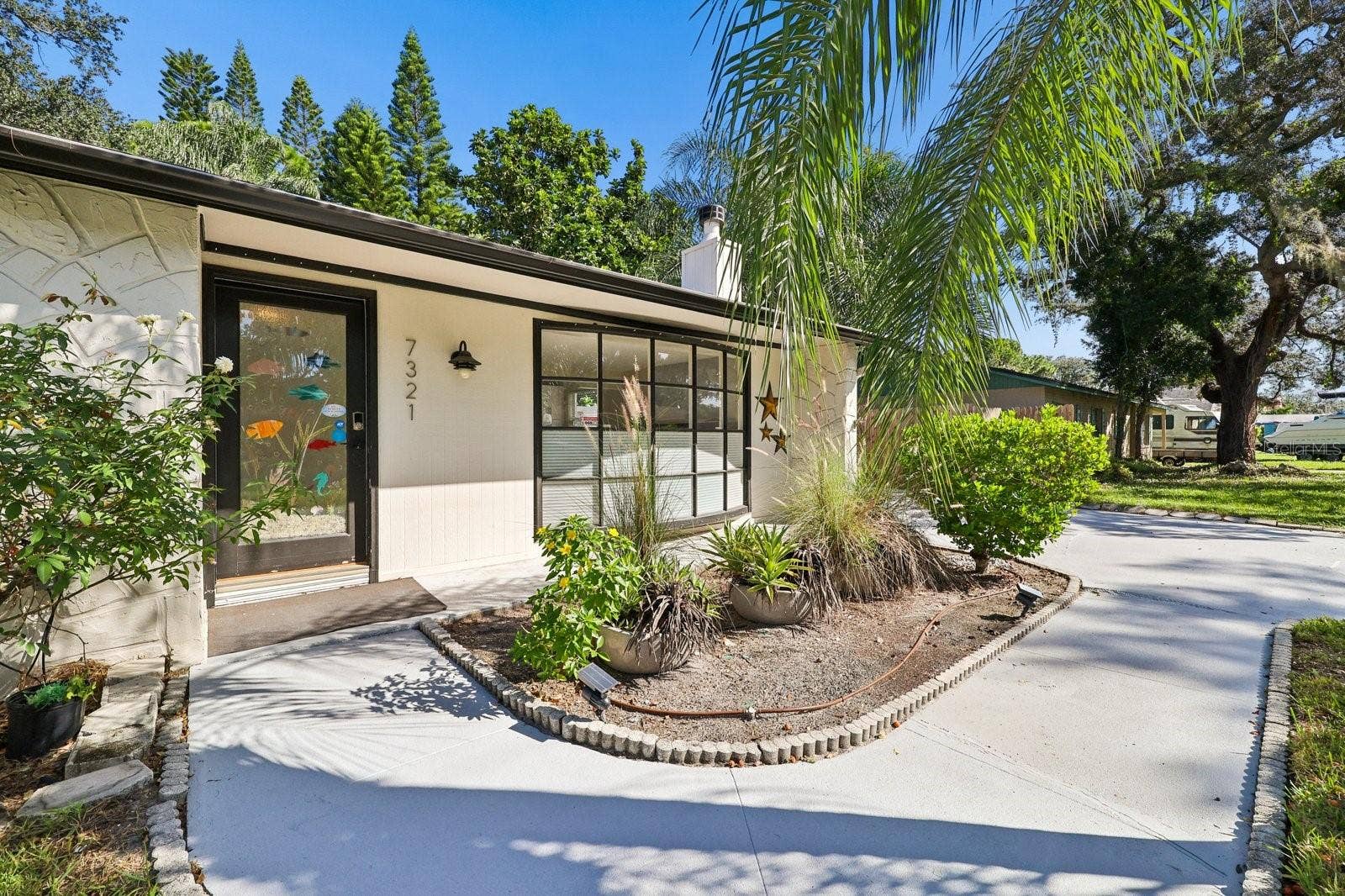 7321 CANAL BOULEVARD, Tampa, FL 33615