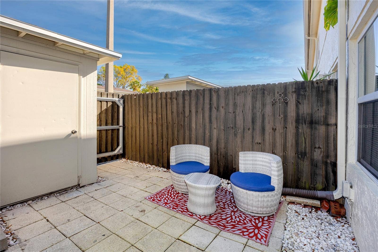 4229 LA PALMA COURT, Tampa, FL 33611 Private patio to enjoy the FL sun!