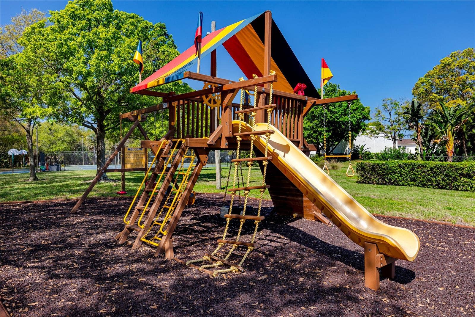 4229 LA PALMA COURT, Tampa, FL 33611 A playground for all the little ones in your life!