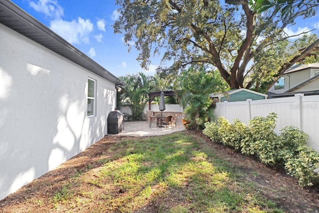 7510 N HIGHLAND AVENUE, Tampa, FL 33604