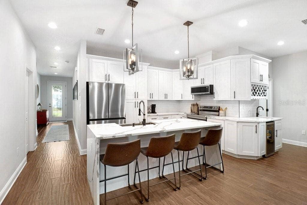 7510 N HIGHLAND AVENUE, Tampa, FL 33604