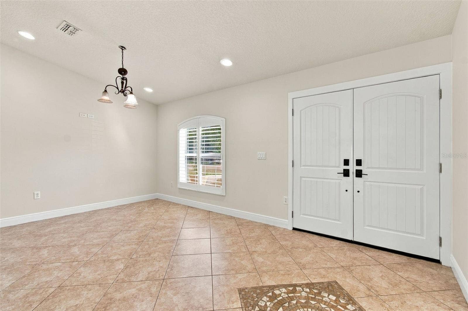 13087 LITTLE FARMS DRIVE, Spring Hill, FL 34609 Entry/Flex Space