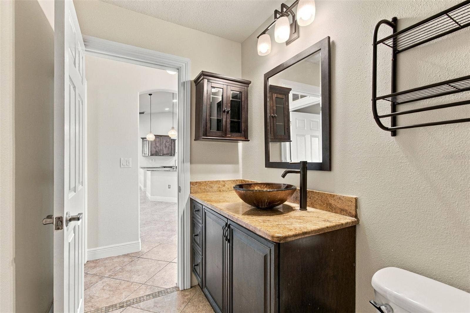 13087 LITTLE FARMS DRIVE, Spring Hill, FL 34609 Common Bathroom (In between Bedroom 2 and 3)
