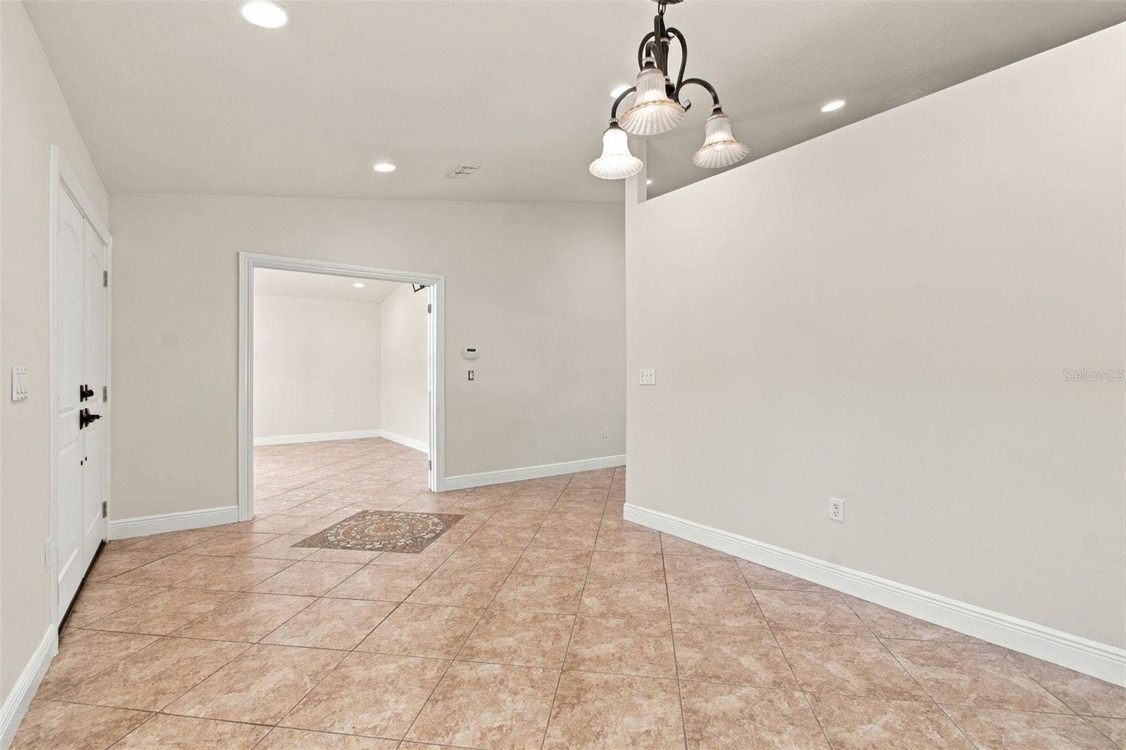 13087 LITTLE FARMS DRIVE, Spring Hill, FL 34609 Entry/Flex Space
