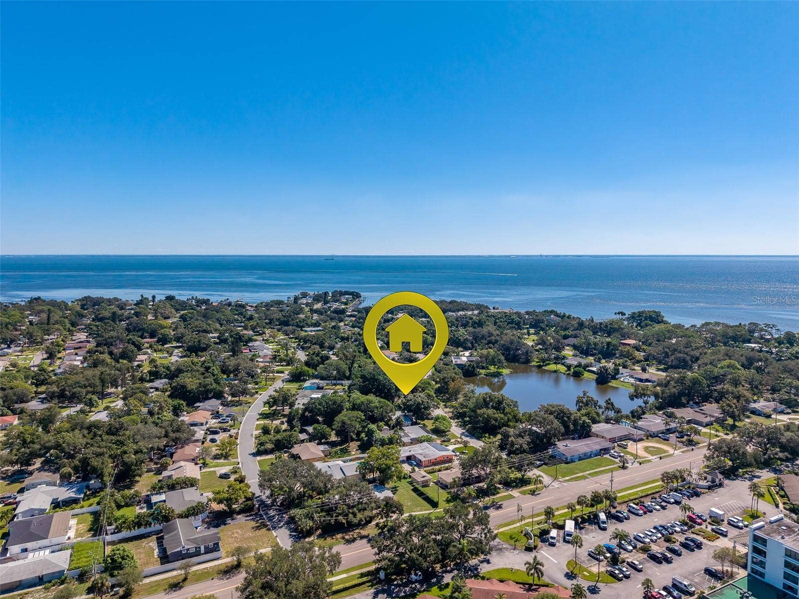 811 69TH AVENUE S, St Petersburg, FL 33705