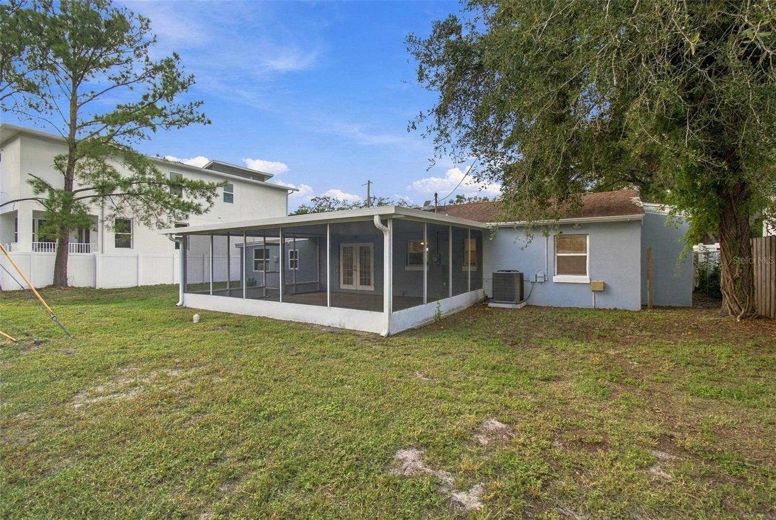 4730 W WALLCRAFT AVENUE, Tampa, FL 33611 4730 W WALLCRAFT AVENUE, Tampa, FL 33611