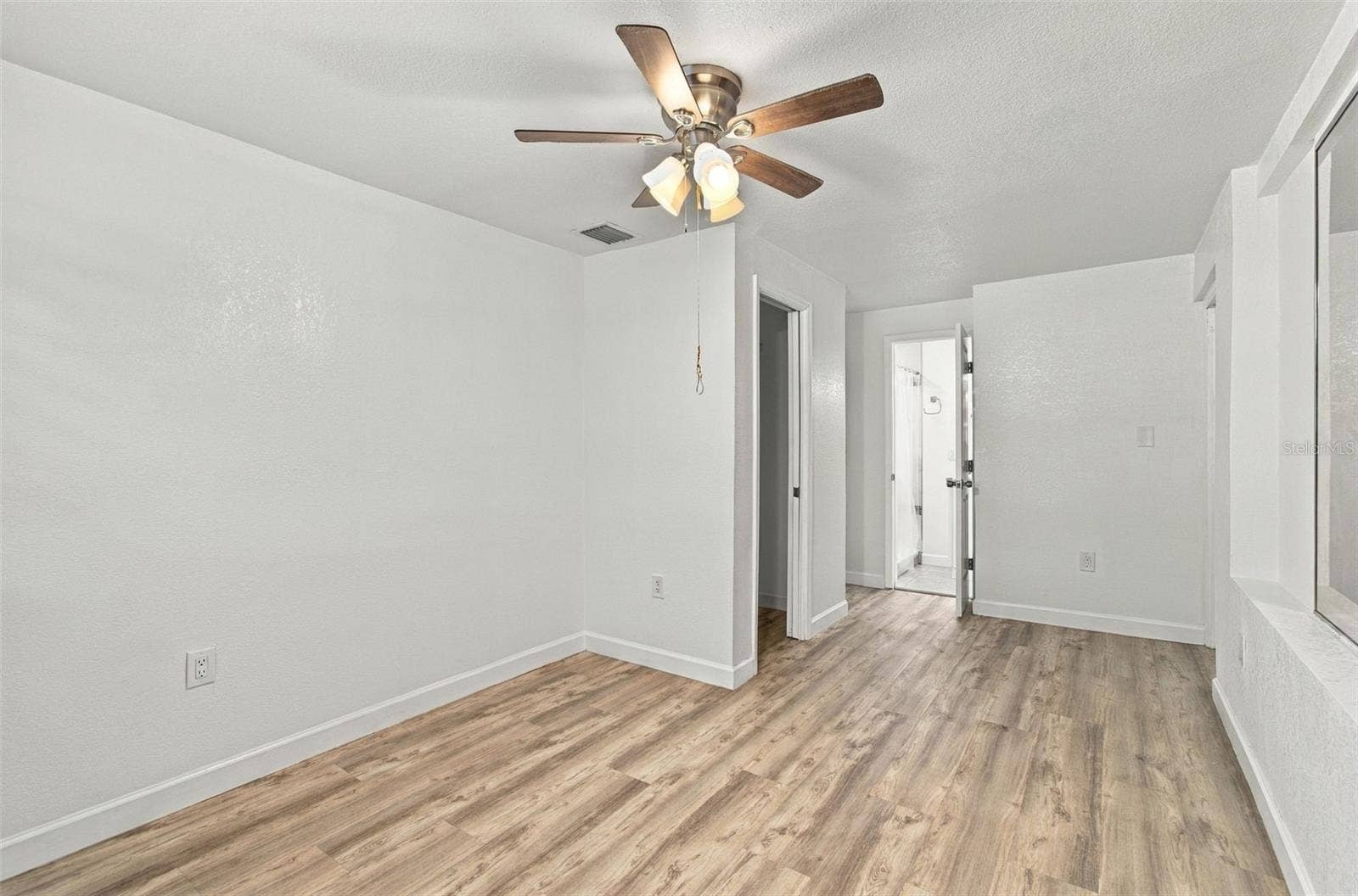 4730 W WALLCRAFT AVENUE, Tampa, FL 33611 4730 W WALLCRAFT AVENUE, Tampa, FL 33611