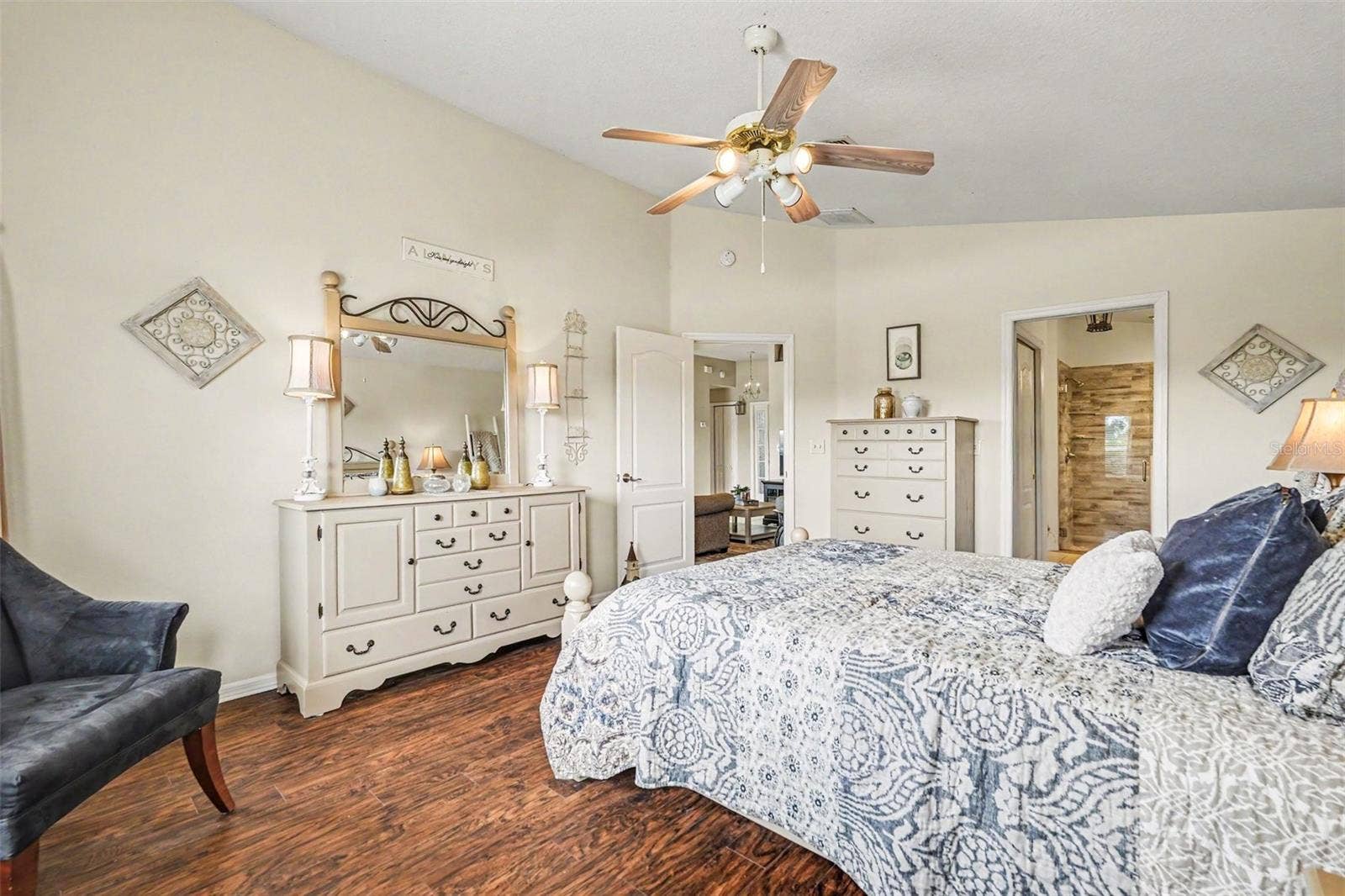 10130 OLD TAMPA BAY DRIVE, San Antonio, FL 33576 10130 OLD TAMPA BAY DRIVE, San Antonio, FL 33576