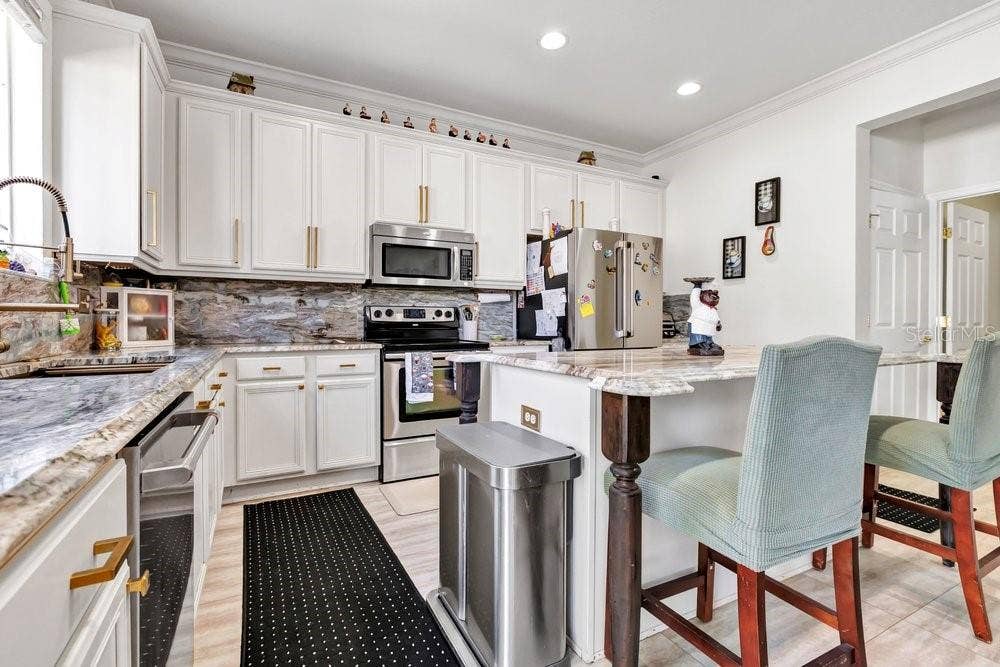 Riverview, FL 33569