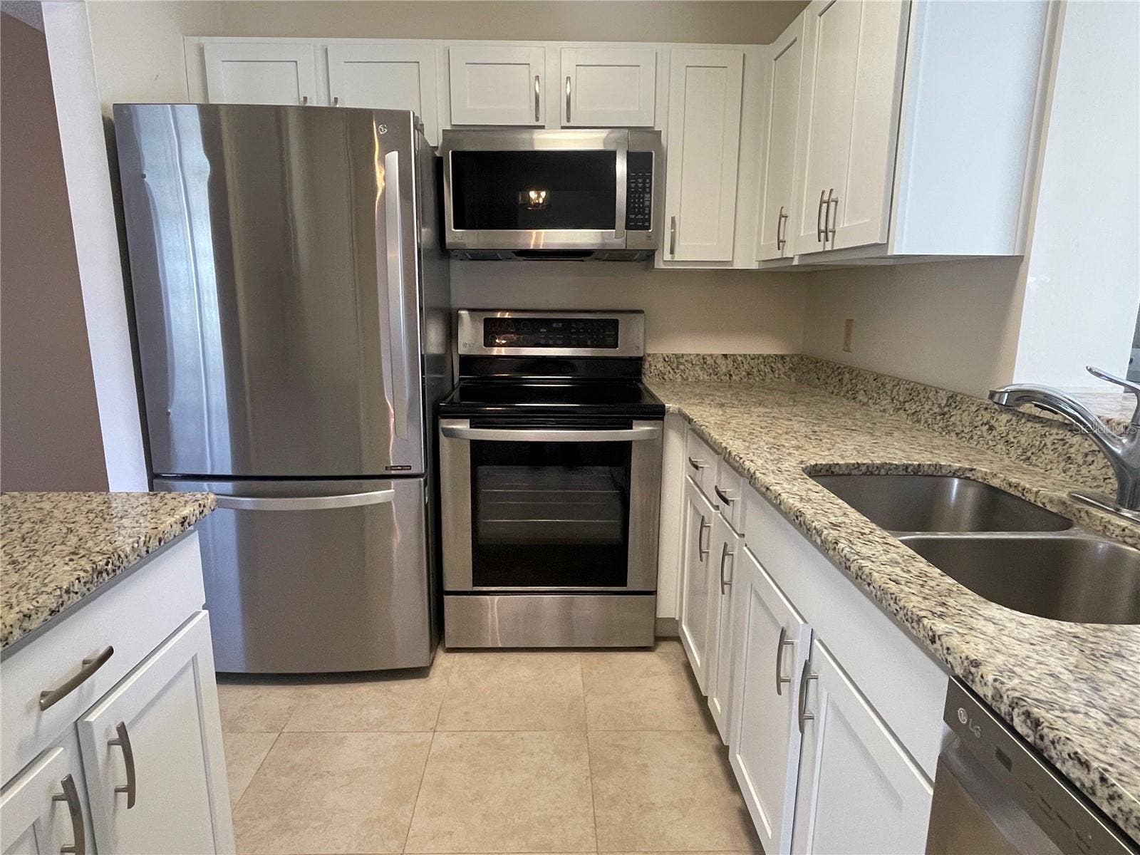 2232 GRENADIER DRIVE, #25, Sun City Center, FL 33573 2232 GRENADIER DRIVE, #25, Sun City Center, FL 33573