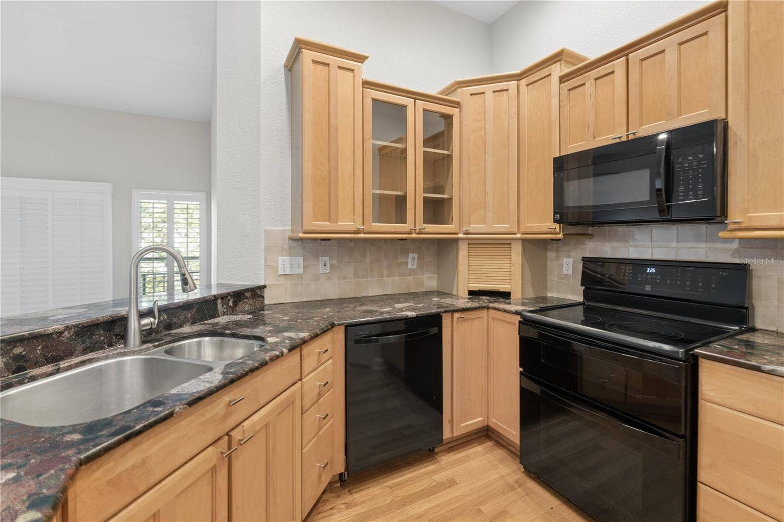 752 CORAL REEF DRIVE, Tampa, FL 33602 752 CORAL REEF DRIVE, Tampa, FL 33602
