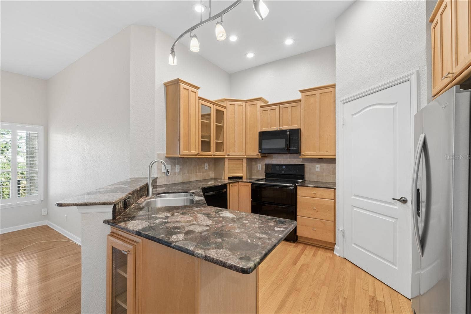 752 CORAL REEF DRIVE, Tampa, FL 33602 752 CORAL REEF DRIVE, Tampa, FL 33602