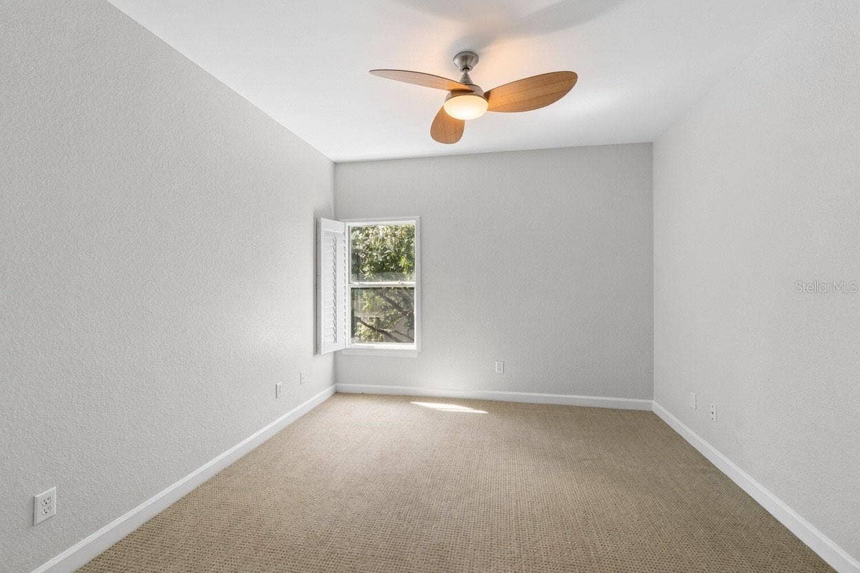 752 CORAL REEF DRIVE, Tampa, FL 33602 752 CORAL REEF DRIVE, Tampa, FL 33602