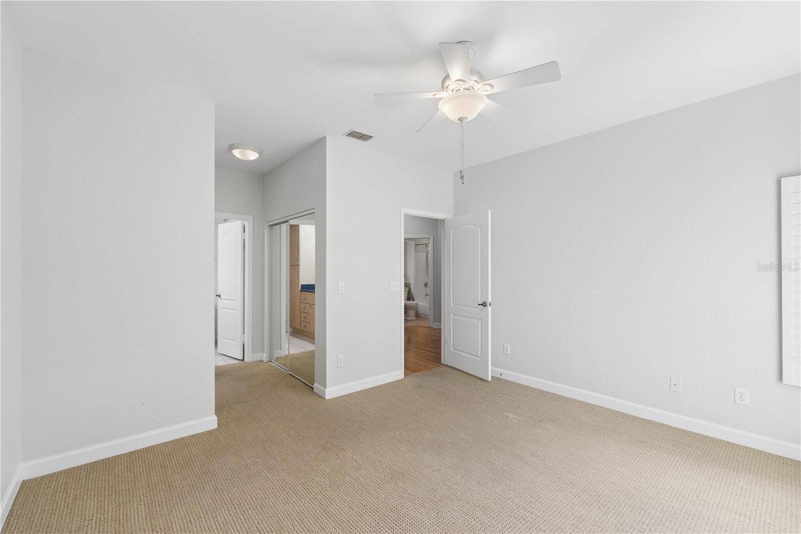 752 CORAL REEF DRIVE, Tampa, FL 33602 752 CORAL REEF DRIVE, Tampa, FL 33602