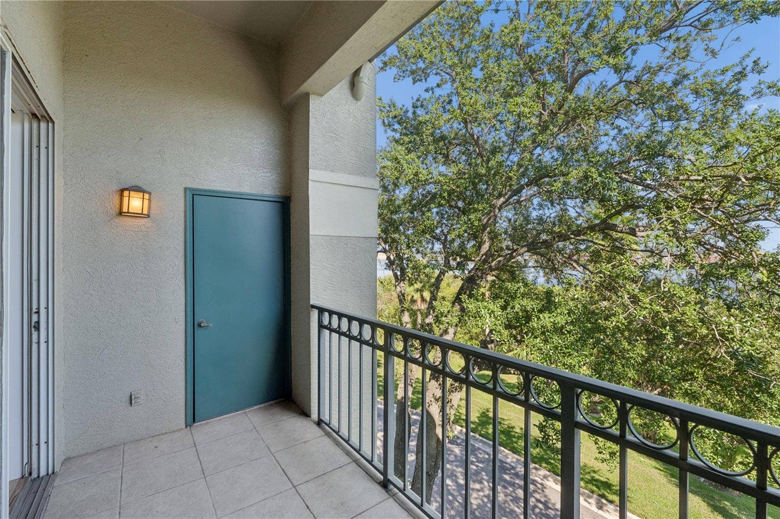 752 CORAL REEF DRIVE, Tampa, FL 33602 752 CORAL REEF DRIVE, Tampa, FL 33602