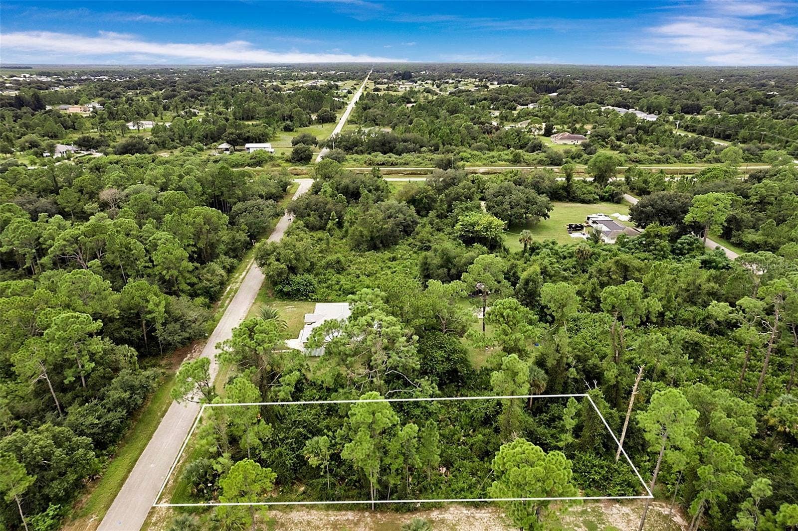 2011 WELLS AVENUE, Alva, FL 33920 2011 WELLS AVENUE, Alva, FL 33920