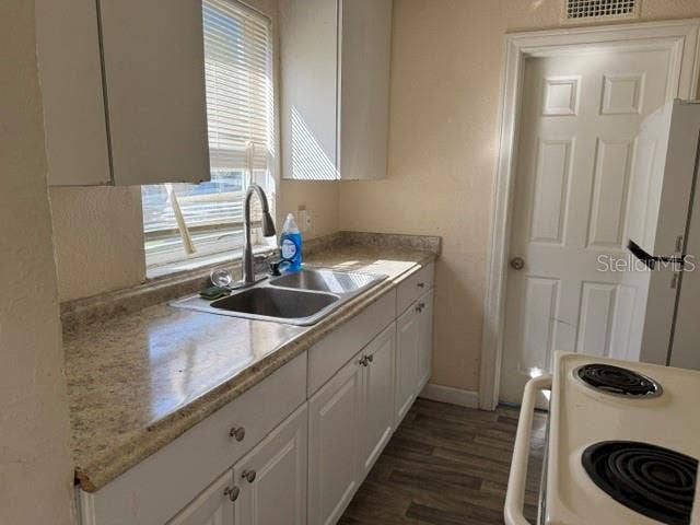 1721 GRANVILLE COURT S, St Petersburg, FL 33701 1721 GRANVILLE COURT S, St Petersburg, FL 33701