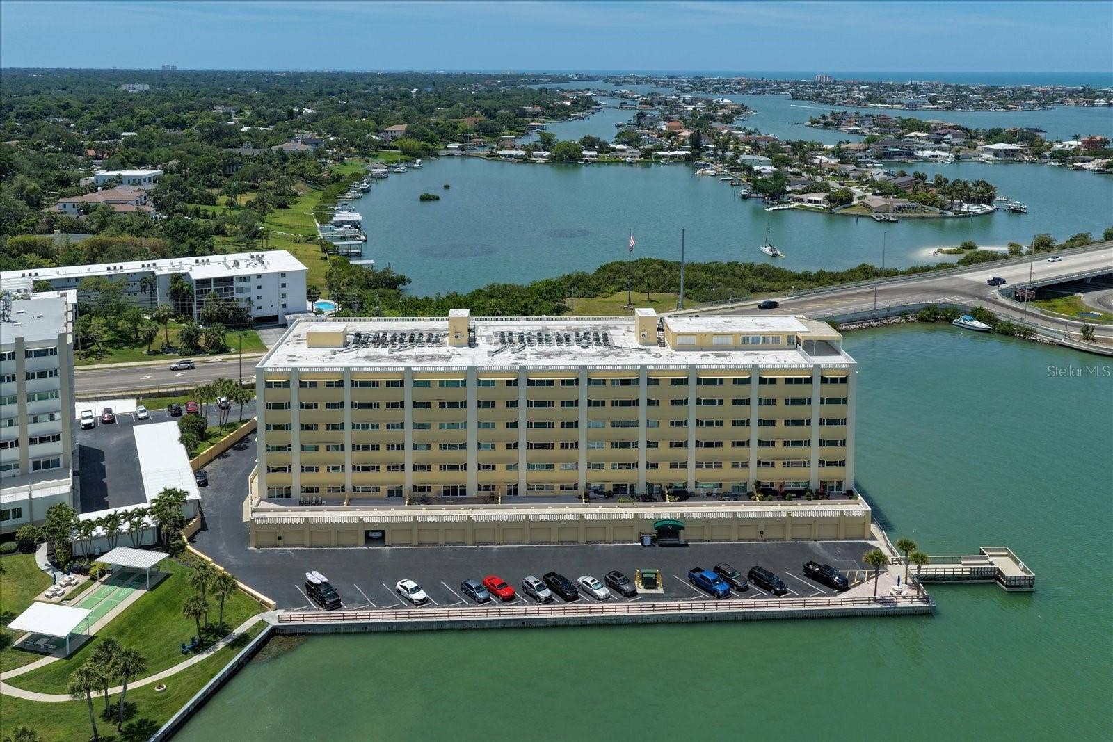 100 BLUFF VIEW DRIVE, #506C, Belleair Bluffs, FL 33770