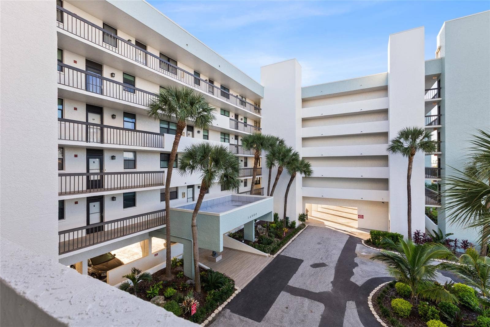 14900 GULF BOULEVARD, #204, Madeira Beach, FL 33708 Surf Side South