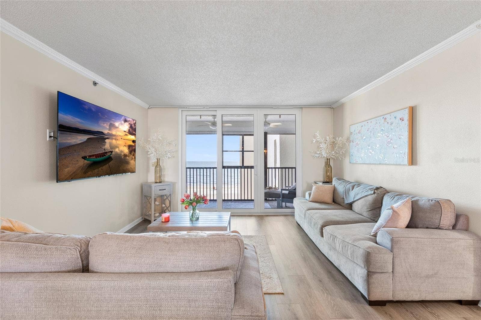 14900 GULF BOULEVARD, #204, Madeira Beach, FL 33708 Living Room