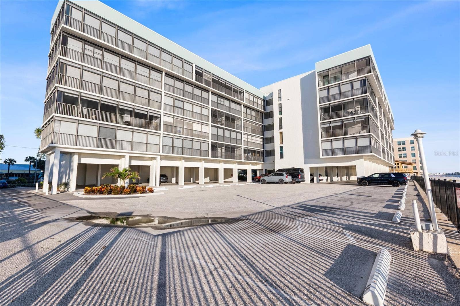 14900 GULF BOULEVARD, #204, Madeira Beach, FL 33708 Surf Side South