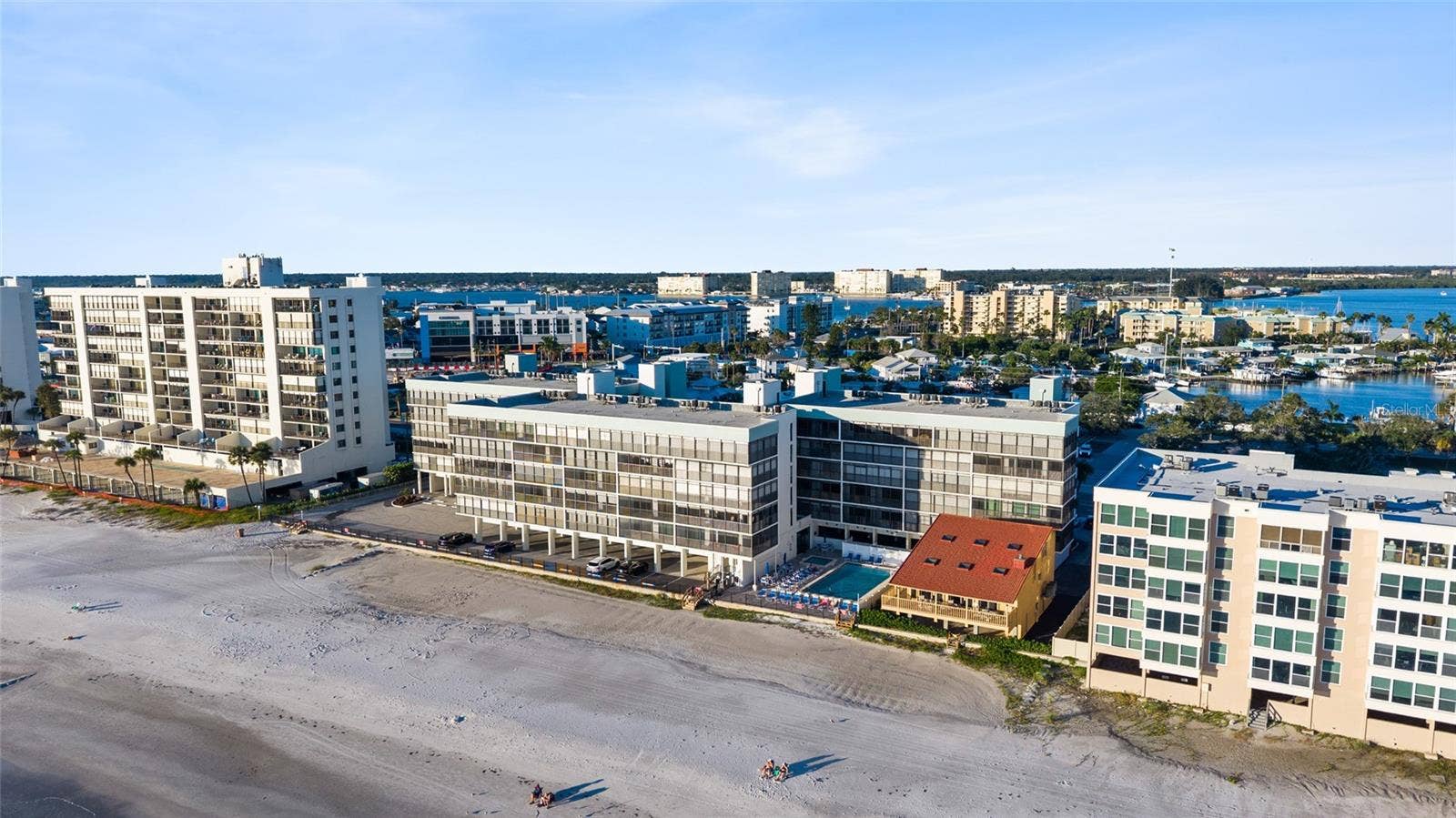 14900 GULF BOULEVARD, #204, Madeira Beach, FL 33708 Surf Side South