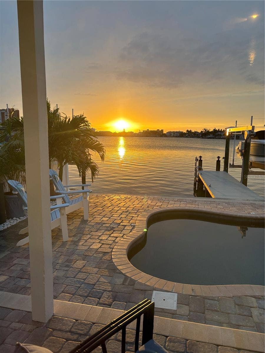112 WALL STREET, Redington Shores, FL 33708 112 WALL STREET, Redington Shores, FL 33708