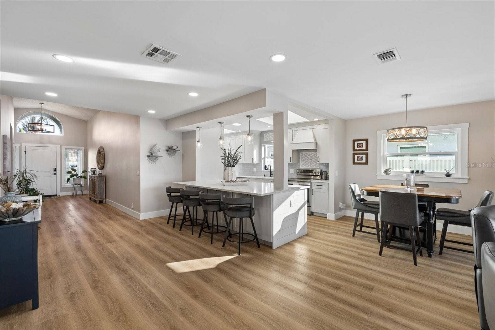 112 WALL STREET, Redington Shores, FL 33708 112 WALL STREET, Redington Shores, FL 33708