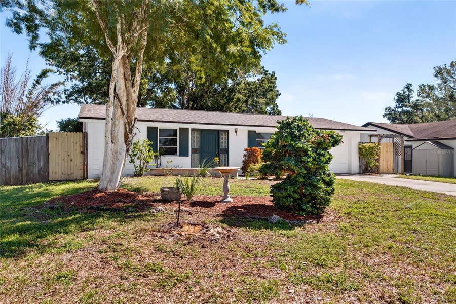 Property photo for 408 13TH STREET SW, Ruskin, FL