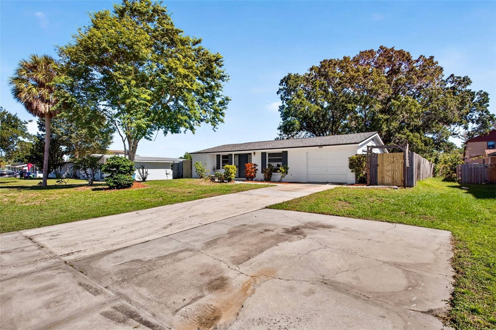408 13TH STREET SW, Ruskin, FL 33570
