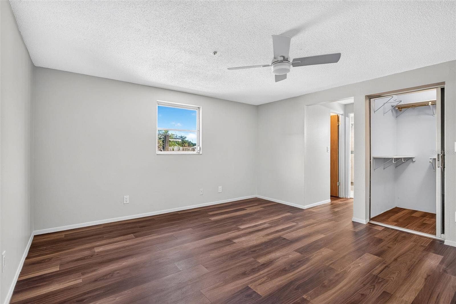 408 13TH STREET SW, Ruskin, FL 33570