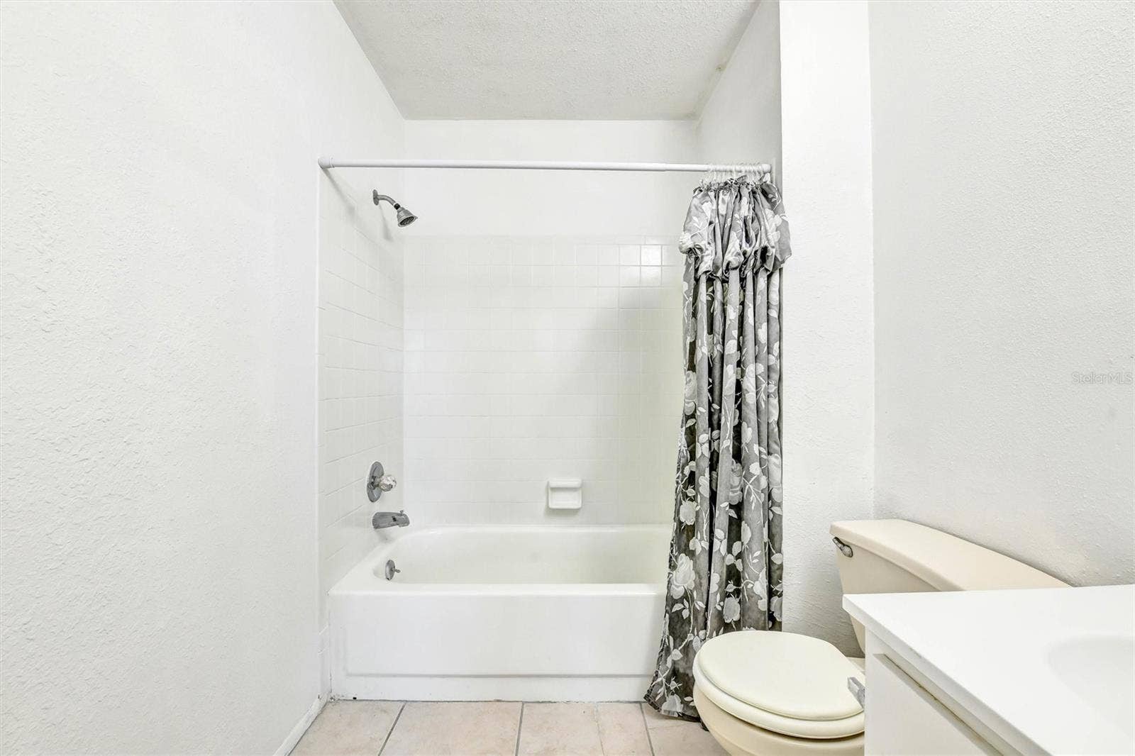 5320 ABINGER COURT, Tampa, FL 33624 5320 ABINGER COURT, Tampa, FL 33624