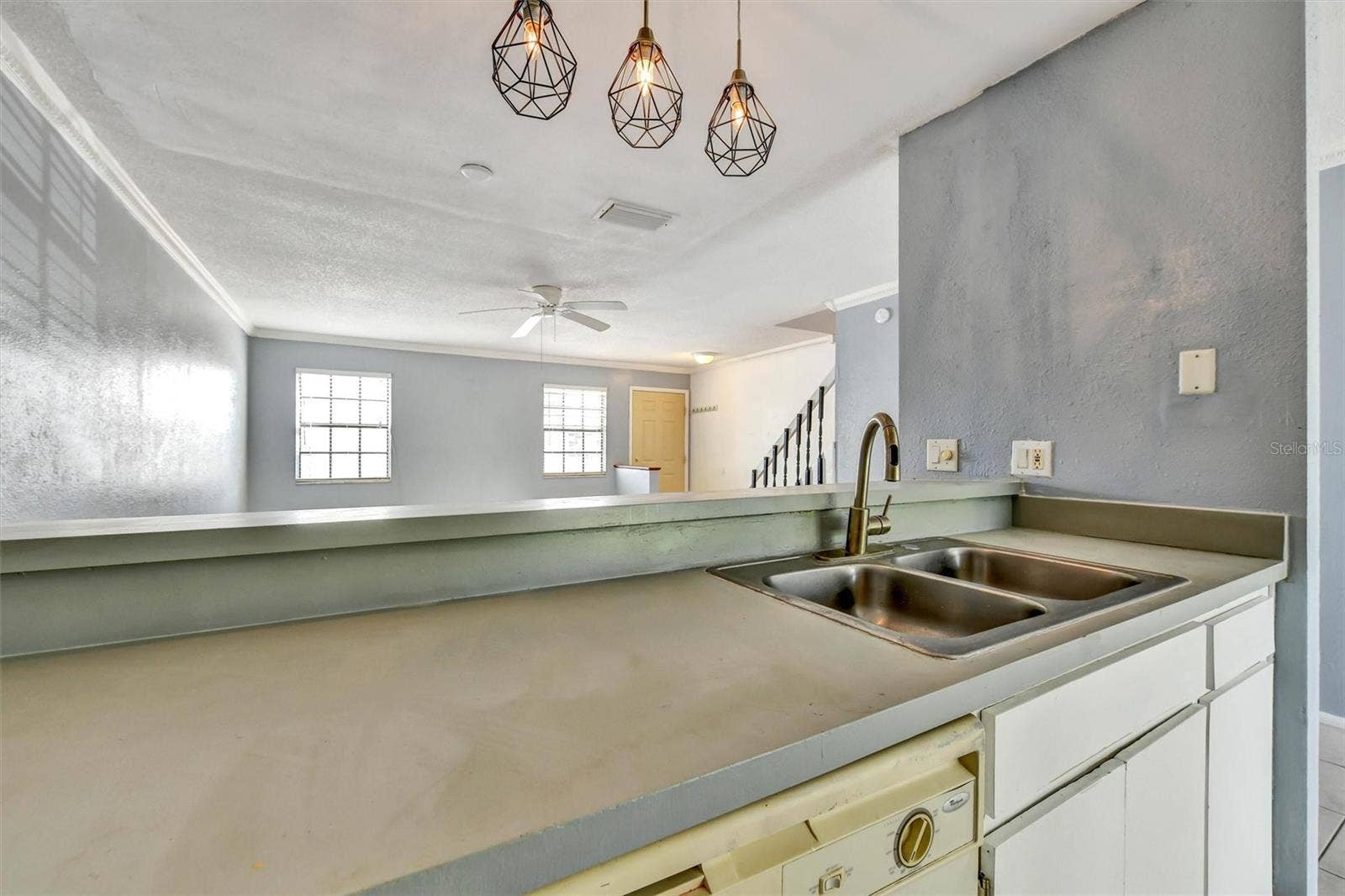 5320 ABINGER COURT, Tampa, FL 33624 5320 ABINGER COURT, Tampa, FL 33624