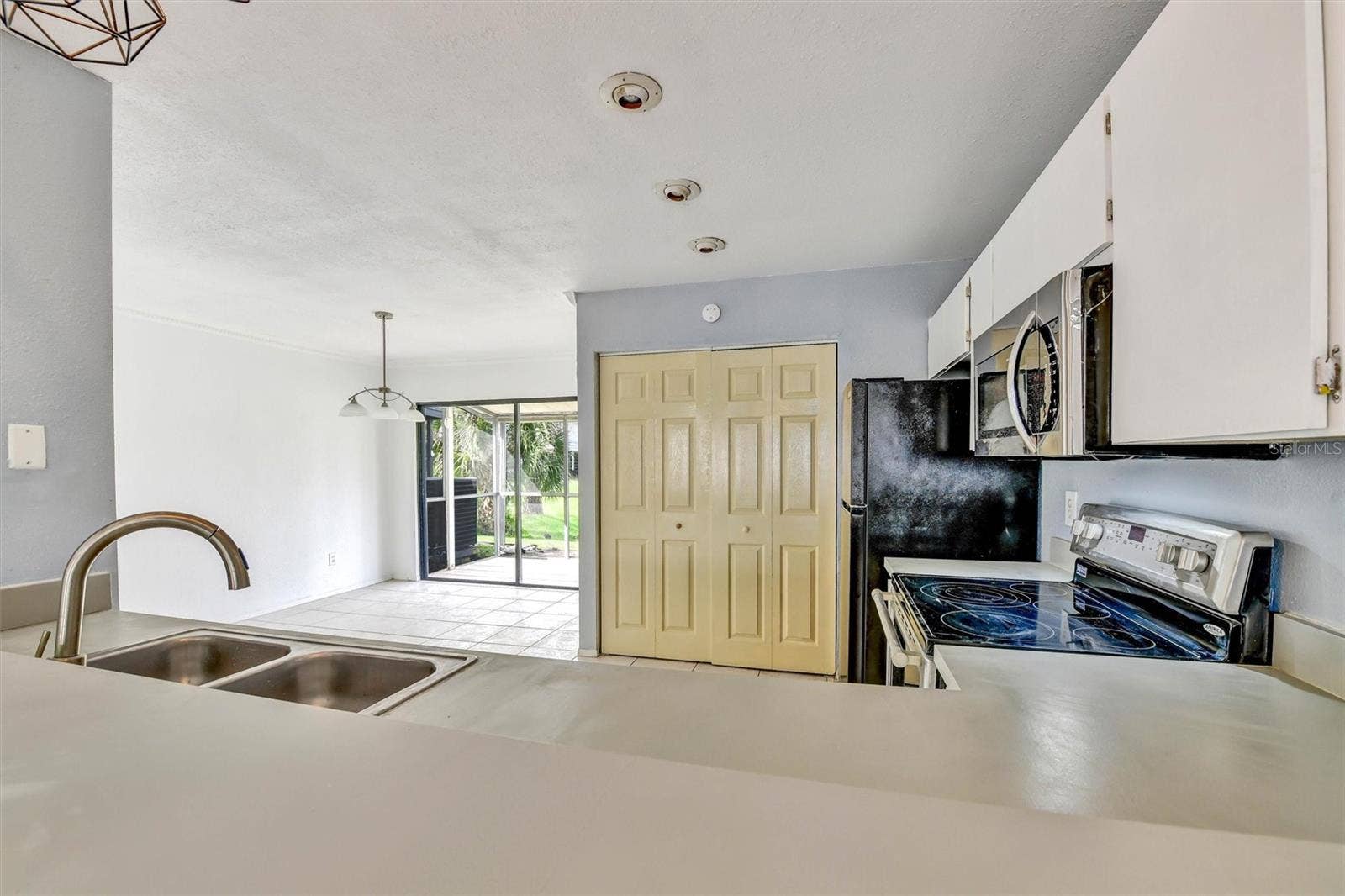 5320 ABINGER COURT, Tampa, FL 33624 5320 ABINGER COURT, Tampa, FL 33624