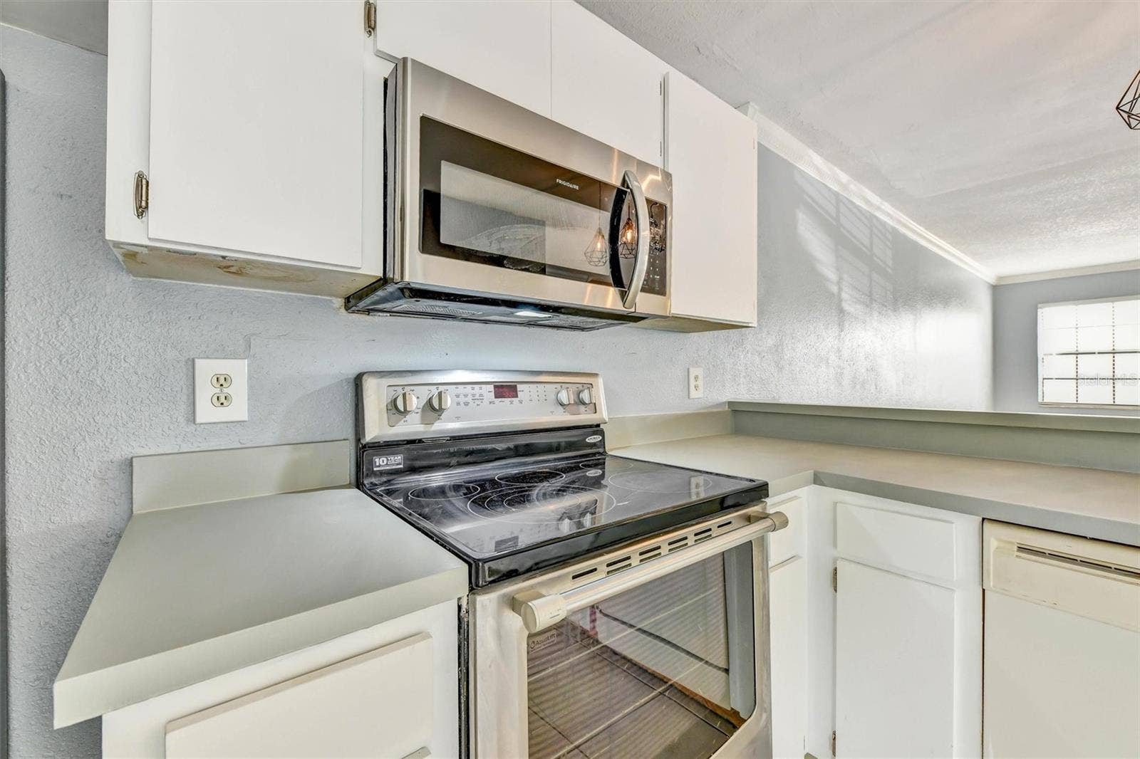 5320 ABINGER COURT, Tampa, FL 33624 5320 ABINGER COURT, Tampa, FL 33624