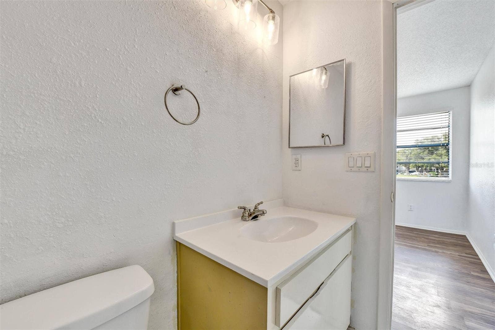 5320 ABINGER COURT, Tampa, FL 33624 5320 ABINGER COURT, Tampa, FL 33624