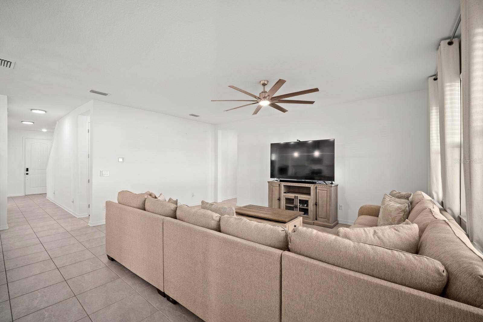 82 HILLSHIRE PLACE, Spring Hill, FL 34609 82 HILLSHIRE PLACE, Spring Hill, FL 34609