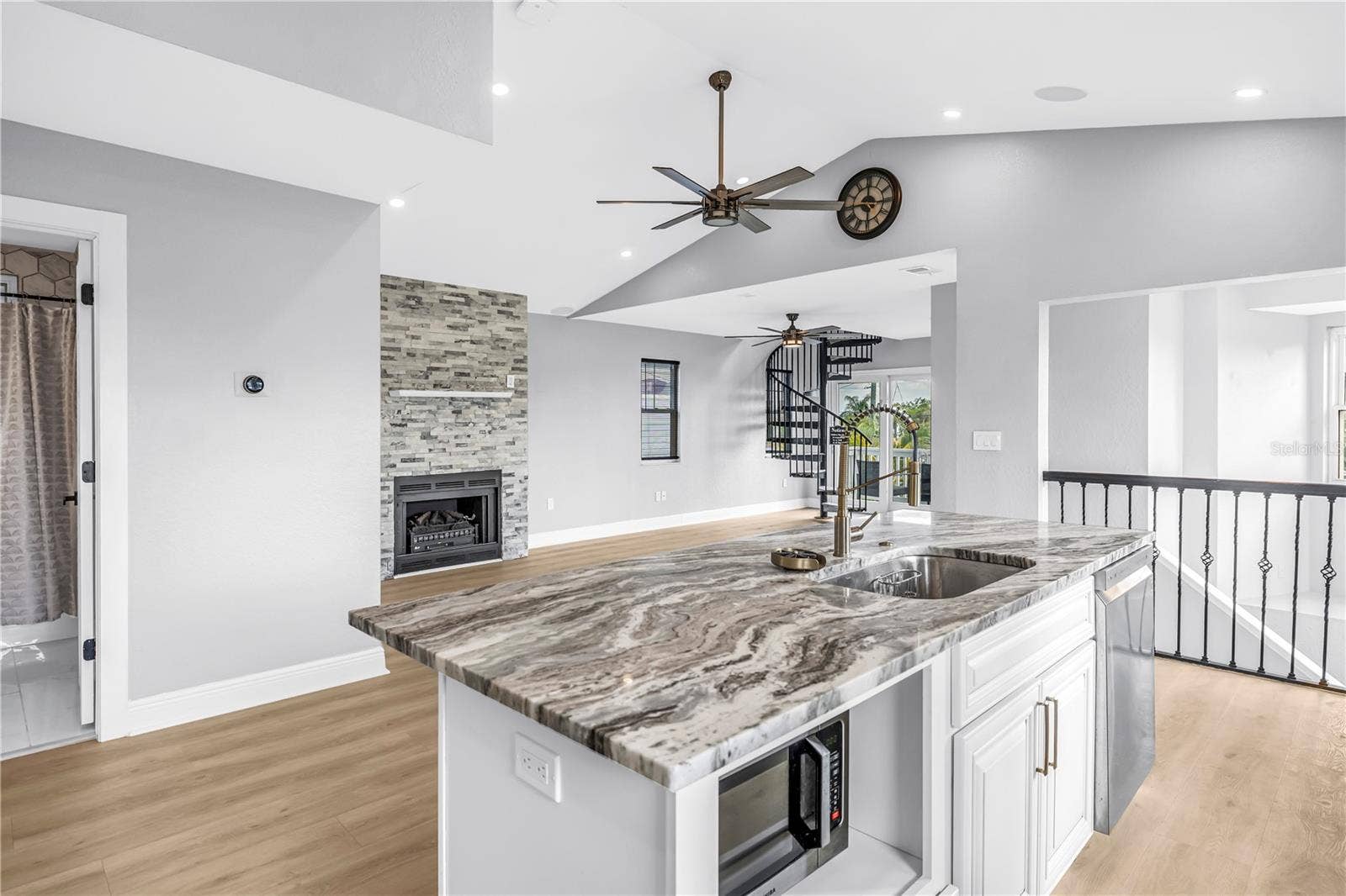 14500 N BAYSHORE DRIVE, Madeira Beach, FL 33708 14500 N BAYSHORE DRIVE, Madeira Beach, FL 33708
