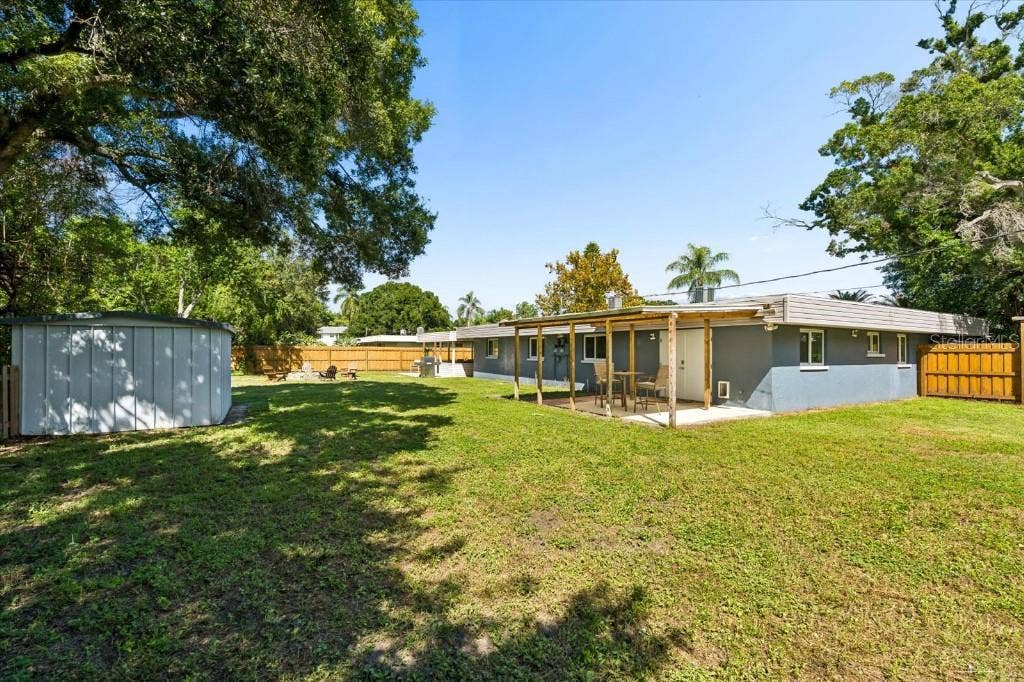 3301 SHERWOOD DRIVE, Largo, FL 33771 3301 SHERWOOD DRIVE, Largo, FL 33771