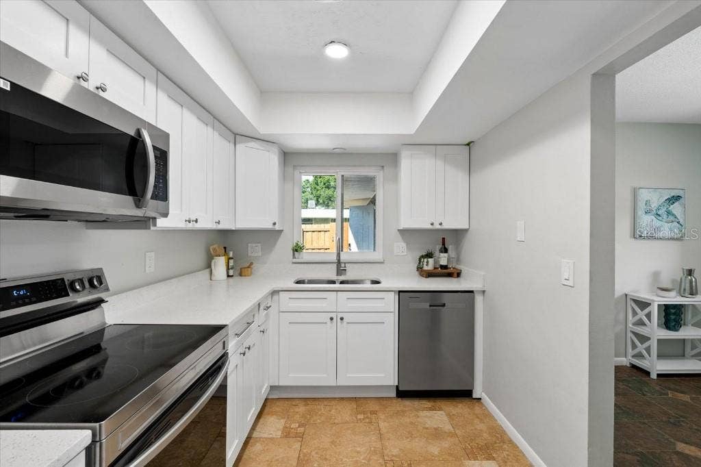 3301 SHERWOOD DRIVE, Largo, FL 33771 3301 SHERWOOD DRIVE, Largo, FL 33771