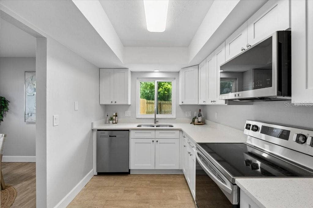 3301 SHERWOOD DRIVE, Largo, FL 33771 3301 SHERWOOD DRIVE, Largo, FL 33771