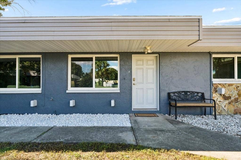 3301 SHERWOOD DRIVE, Largo, FL 33771 3301 SHERWOOD DRIVE, Largo, FL 33771