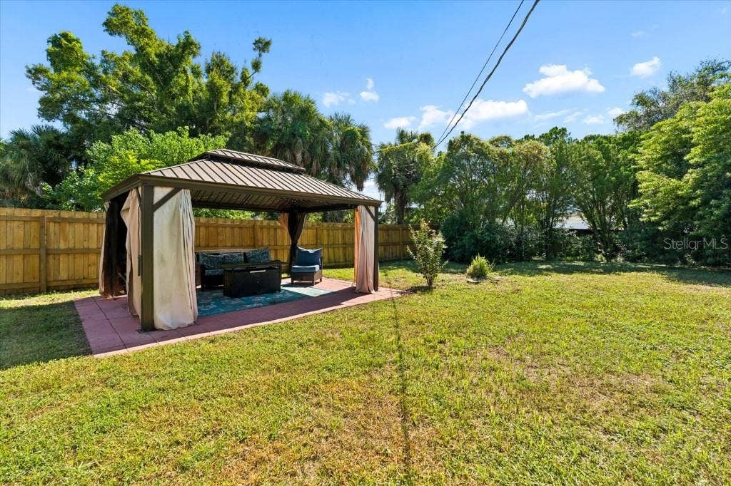 3301 SHERWOOD DRIVE, Largo, FL 33771 3301 SHERWOOD DRIVE, Largo, FL 33771