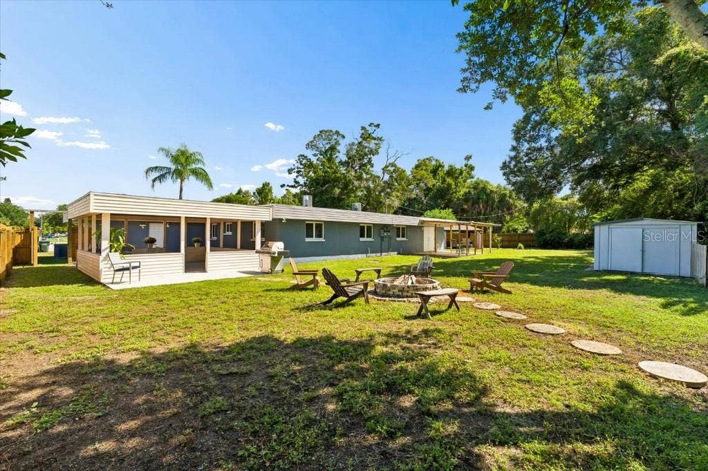 3301 SHERWOOD DRIVE, Largo, FL 33771 3301 SHERWOOD DRIVE, Largo, FL 33771