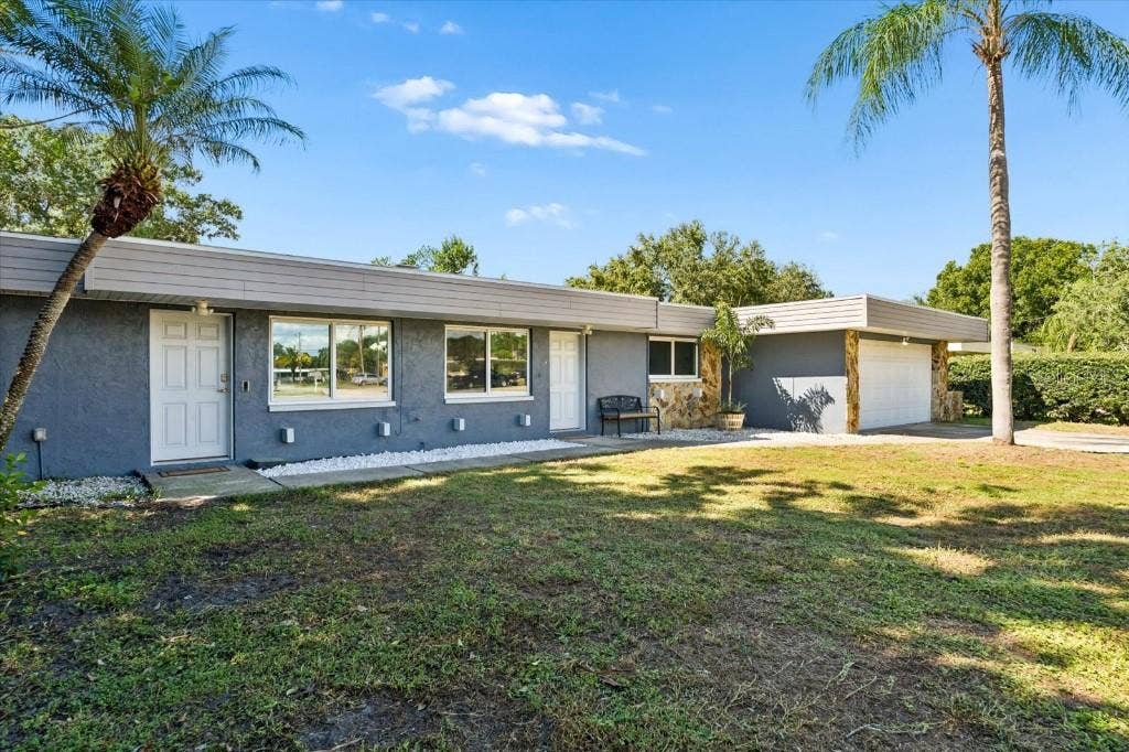3301 SHERWOOD DRIVE, Largo, FL 33771 3301 SHERWOOD DRIVE, Largo, FL 33771