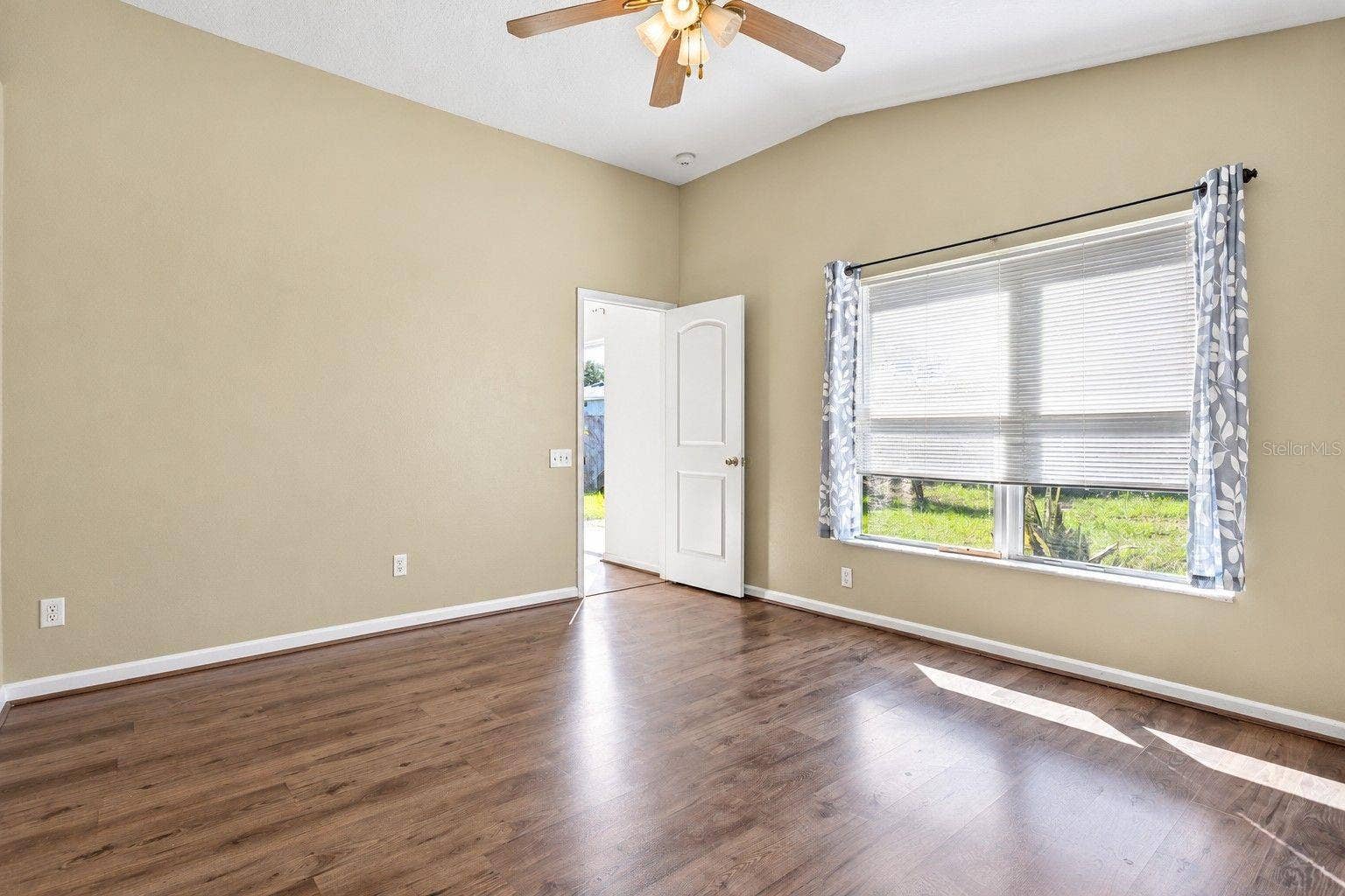 13233 EARLY RUN LANE, Riverview, FL 33578