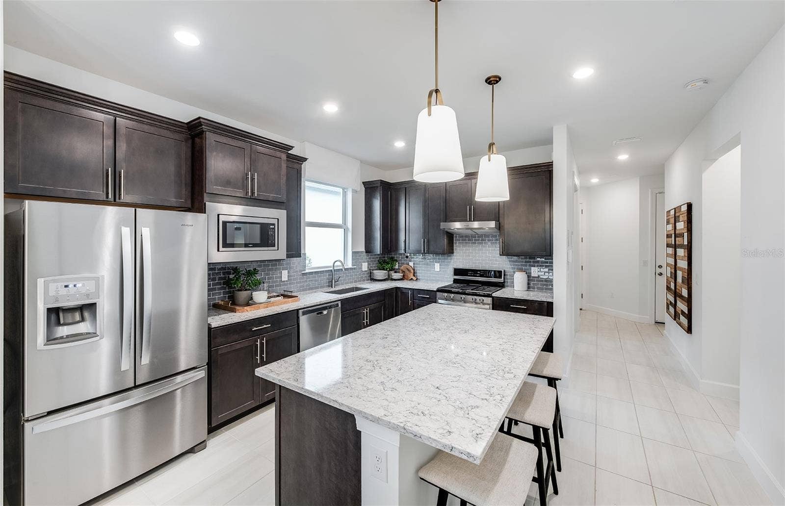 10513 SEA BREEZE RIDGE DRIVE, Englewood, FL 34223 Contour model representation.